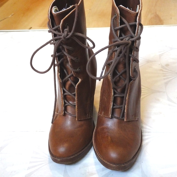 London rebel Baldwin lace up boot - Picture 2 of 8